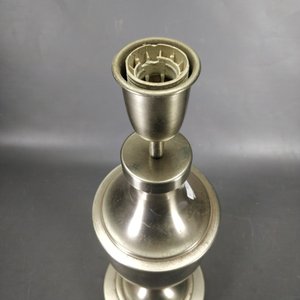 Lámpara de Mesa Metálica Cromada Clásica Funcional - imagen 3