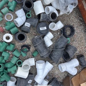 Lote de Conexiones y Codos para Cañería de PVC - imagen 4