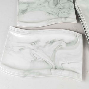 25 Piezas porcelana española Malacasa. Diseño tipo mármol gris y blanco. Medidas: 26x26 cm - imagen 2