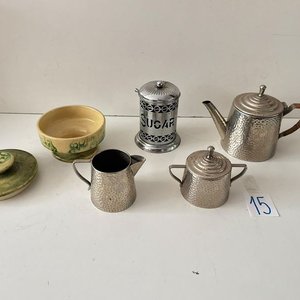 Juego de Té Metálico y Azucarero con Tapa de Loza - imagen 1