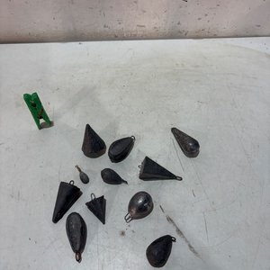Lote siguiente: Lote de Plomadas de Pesca Variadas