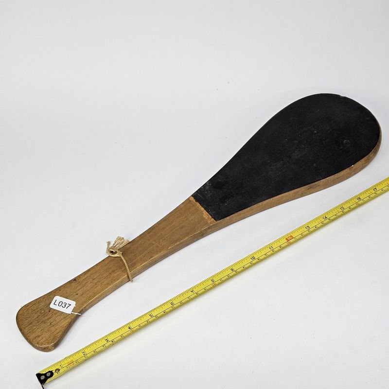 Lote anterior: Paleta de pelota vasca para juego