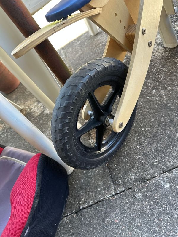 Bicicleta de equilibrio Chivita en buen estado - imagen 3