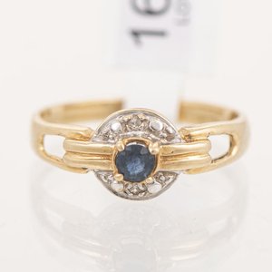 Lote anterior: Anillo de Oro 18k con Zafiro Central y Brillantes Laterales