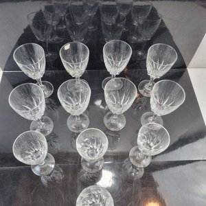 L 395 - 12 Piezas - Set de 12 copas para licor o grappa, con diseño trabajado y base de apoyo para servir y lucir en cualquier mesa - imagen 4