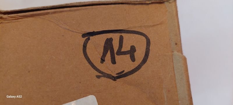 Zapatos de cuero en caja con diferentes tamaños - imagen 6