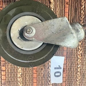 Lote de 10 Ruedas Giratorias Metálicas y de Goma - imagen 4