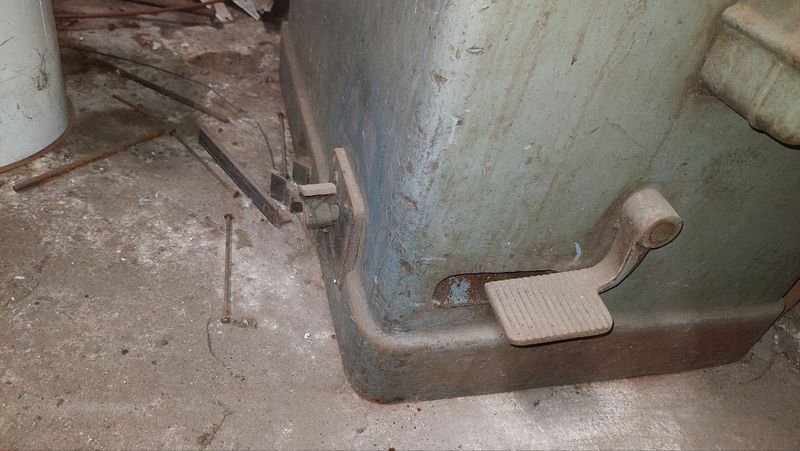 Item 758376 - Image 13