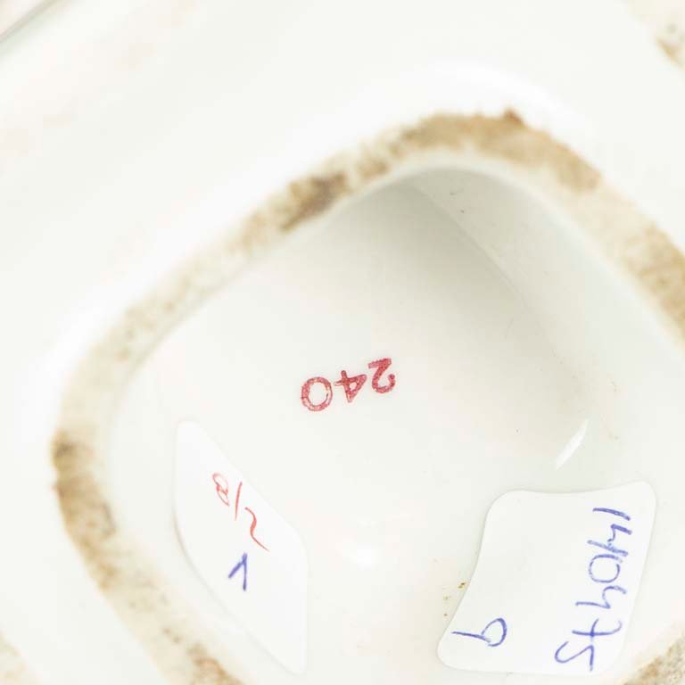 Item 2104046 - Image 1