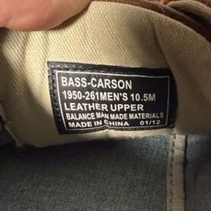 Dos Pares de Zapatos de Cuero Talle 41: Bass-Carson y Lacoste - imagen 5