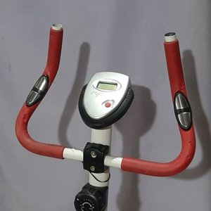 Bicicleta Fija "Crazy Fitness" Blanca y Roja - imagen 3