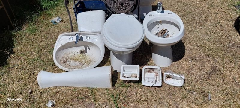 Item 900911 - Image 0