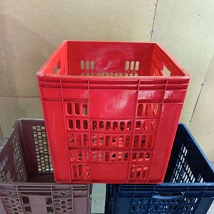 Lote de 5 Cajones Plásticos Cuadrados Apilables - imagen 4