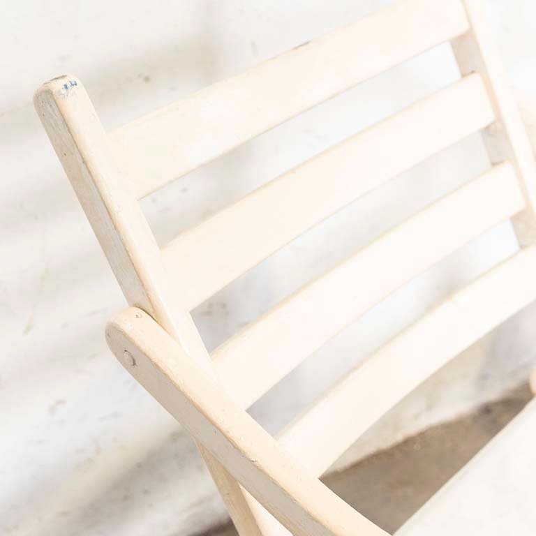 Sillas plegables de madera con asientos de cuero para re pintar - imagen 3