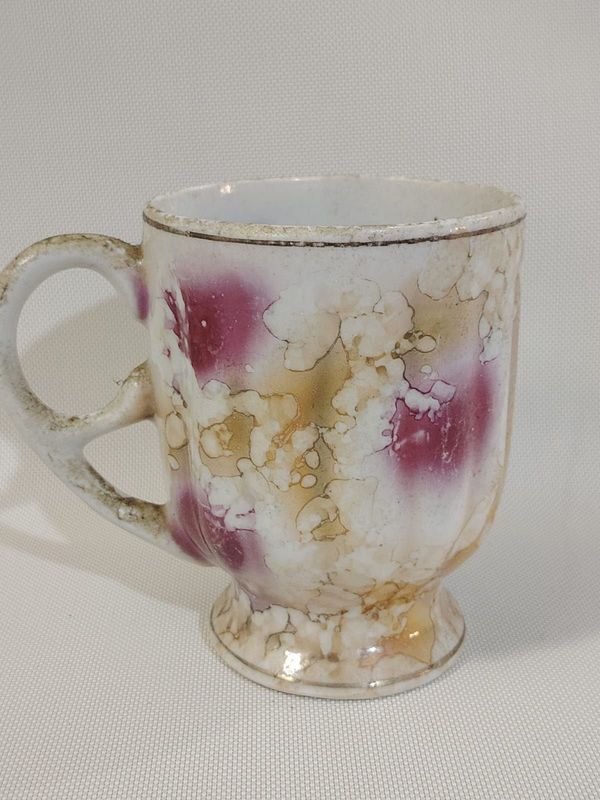 Antigua taza de porcelana con decoración floral - imagen 2