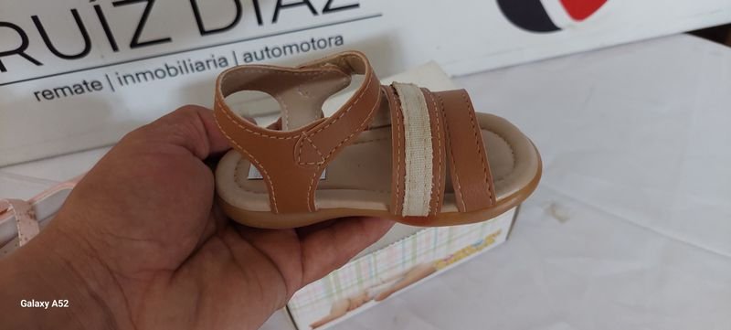 Zapatillas para bebé B4-2 Calzado Talle 21 - imagen 5