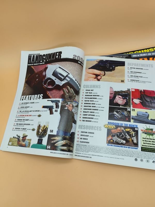 Revistas de Armas y Accesorios para Vehículos - imagen 18