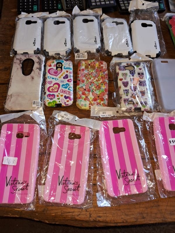 Lote siguiente: Fundas de Celular y Calculadoras en Venta