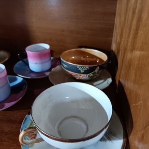 Juego de Tazas y Platillos de Loza Japonesa - imagen 10