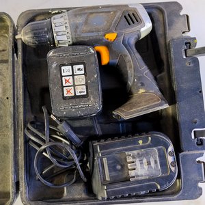 Lote anterior: Atornillador a Batería con Cargador y Valija Negra