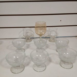 Lote de 19 Copas de Cristal Variadas - imagen 6