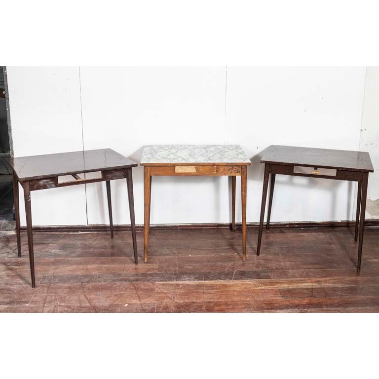 Lote anterior: Muebles de madera con detalles y enchapado