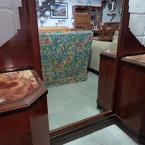 Cómoda Antigua con Espejo Biselado y Mármol Veteado - imagen 3