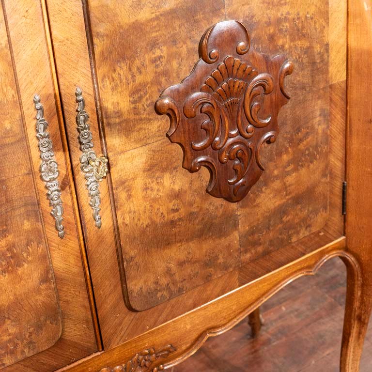 Item 2104526 - Image 1