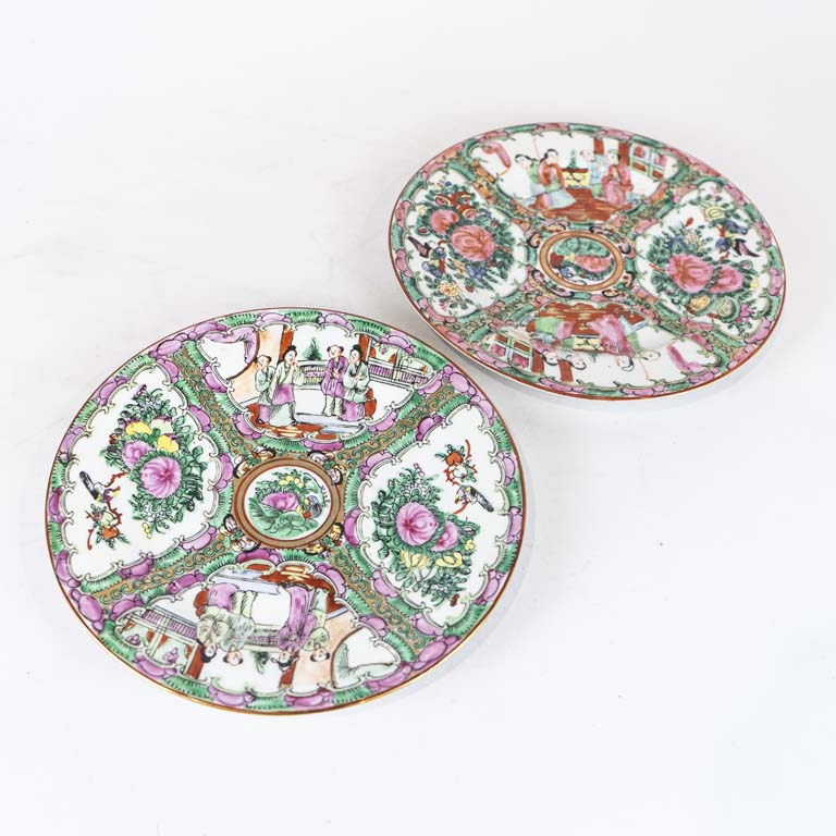 Lote siguiente: 2 Platos porcelana canton  - Medidas: 23cm 