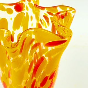 Florero de Cristal Hialino Rojo y Amarillo con Diseño de Manchas - imagen 3