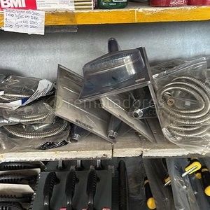 Lote anterior: Lote de Ducheros y Accesorios de Baño