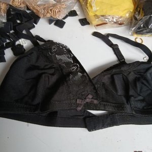 Lote de 10 Bolsas con Sostén y Repuestos para Lencería - imagen 8