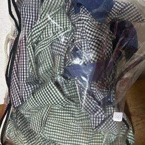 Lote anterior: Lote de Ropa de Jardín a Cuadros