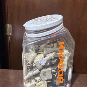 Lote siguiente: Lote de Enchufes Eléctricos Varios