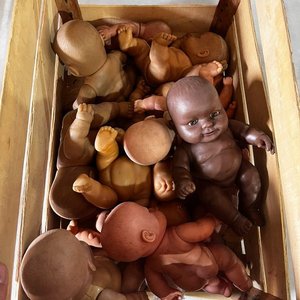 Caja con Bebotes de Plástico - imagen 2