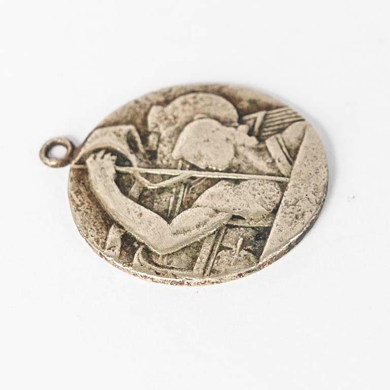 Medalla de bronce Cincuentenario C.A. Peñarol - imagen 3
