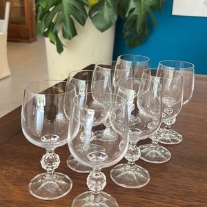 8 Copas de Cristal Tallado Estilo Clásico - imagen 1