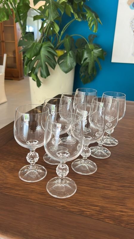 8 Copas de Cristal Tallado Estilo Clásico