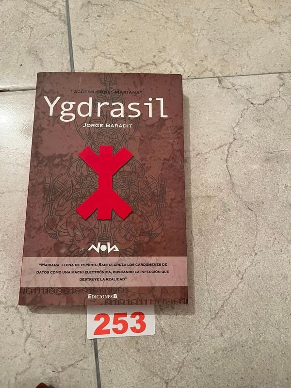 Ygdrassil Novela de Ciencia Ficción por Jorge Baradit