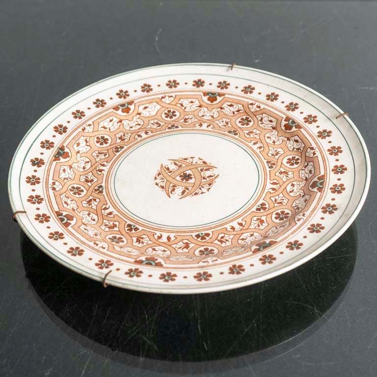 Plato de Porcelana Francesa E. Bourgeois París - Diámetro 23 cm