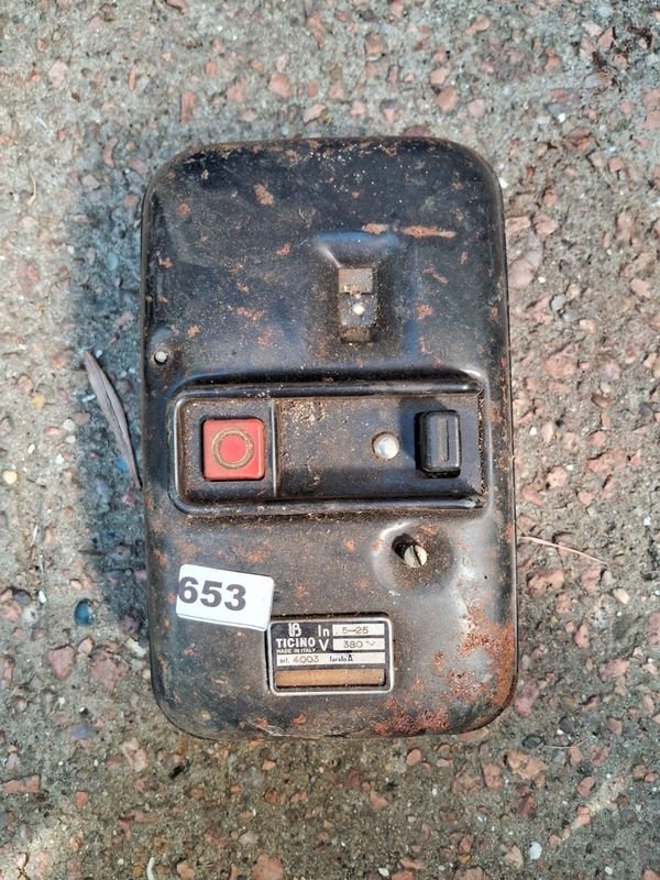 Item 886466 - Image 1