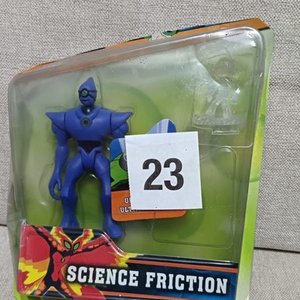 Lote siguiente: Figura de Colección Azul Science Friction en Envase