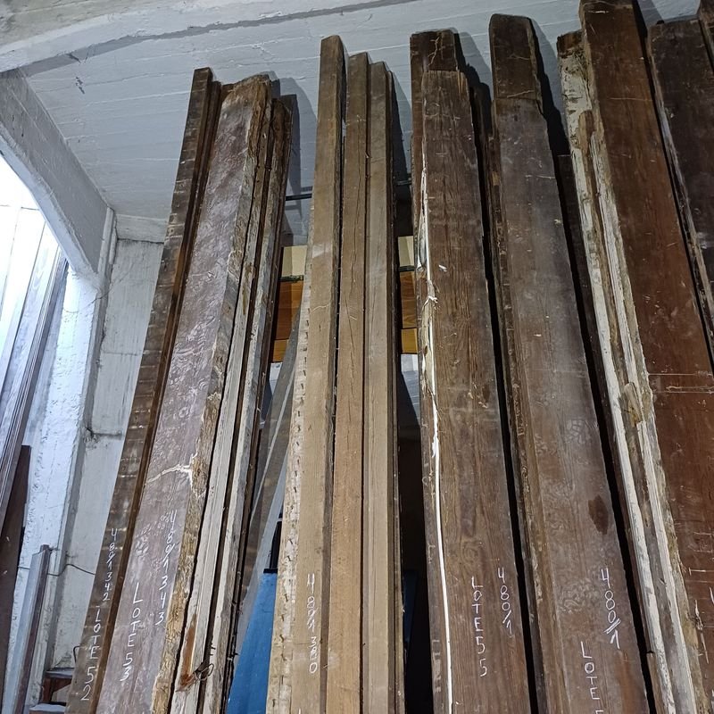 Ocho tirantes de pinotea para construcción - imagen 4