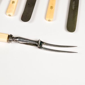 Juego de 7 Piezas: Cuchillos con Hojas de Acero y Tenedor Trincheta Elkington - imagen 6