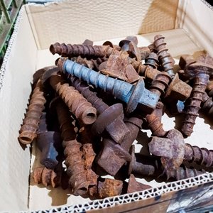 30 Tornillos ferroviarios - imagen 1