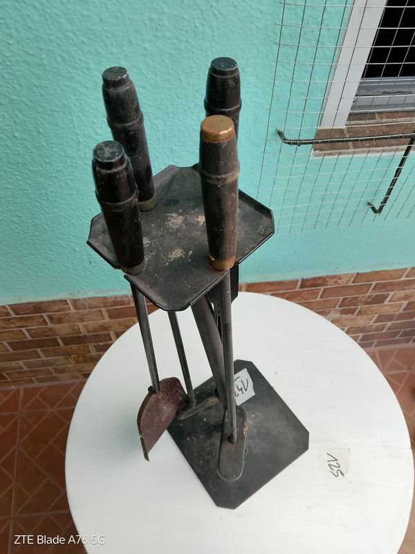 Item 889956 - Image 1