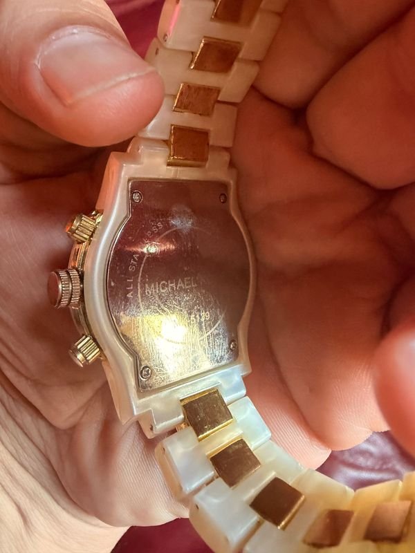 Reloj Michael Kors sin uso - imagen 2