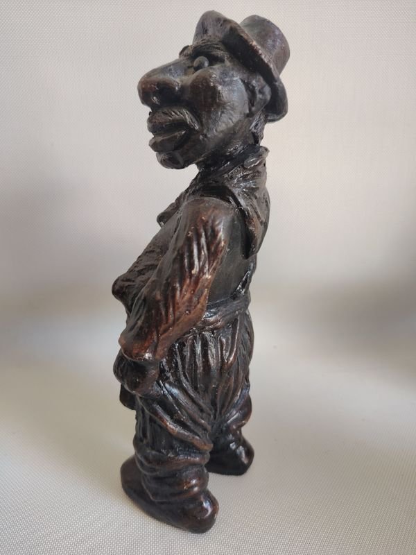 Escultura en barro cocido estilo Molina Campos de 25 cm gaucho - imagen 2