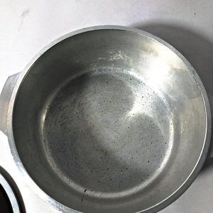 Olla Essen con Tapa - Aluminio Marrón - imagen 2