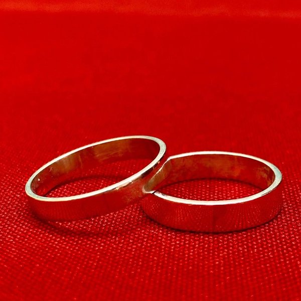 Dos alianzas de plata para mujer - imagen 2
